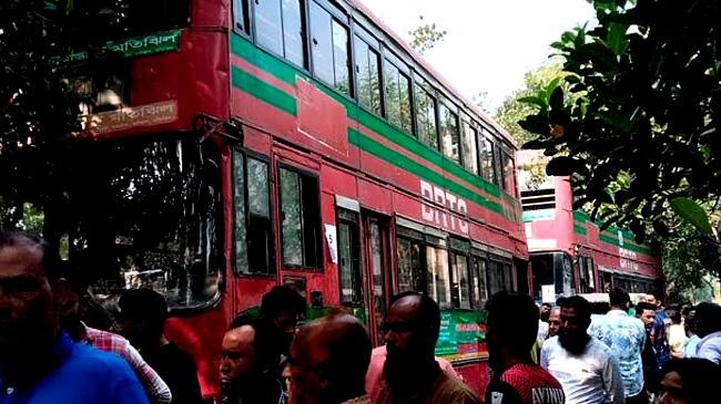 3 iut students die after being electrocuted on bus in gazipur