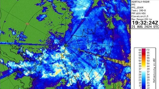 5 districts including comilla feni are expected to receive cyclonic rain