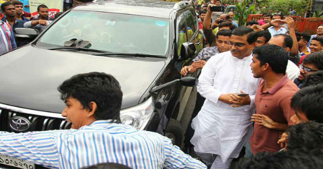 Dhaka Hanif protests