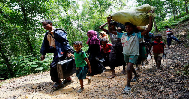 Rohingya flee