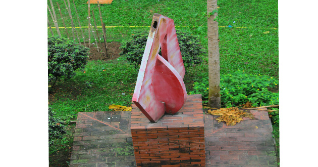 a Unknown sculpture of f rahman hall du