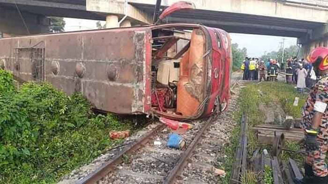 accident feni