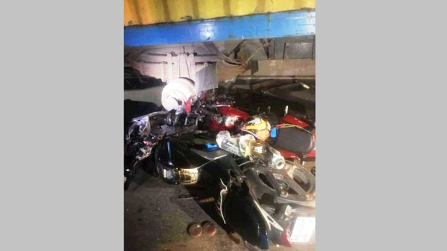 accident on flyover in chittagong