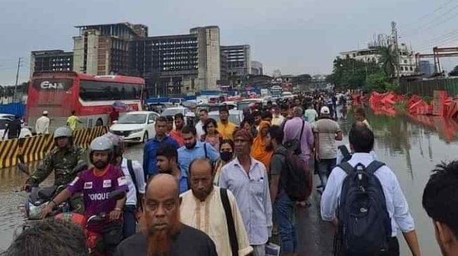 after six hours traffic on the banani airport road normal 