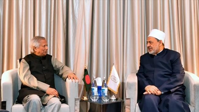 ahmed eltayeb and muhammad yunus