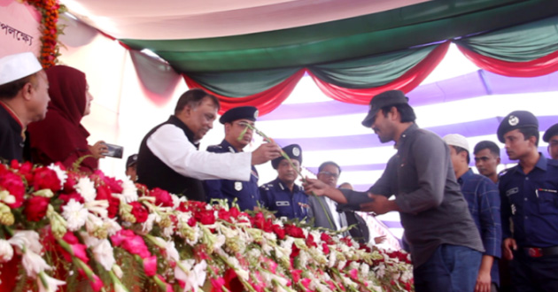 asaduzzaman khan kamal at cox bazar