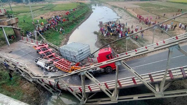bailey bridge