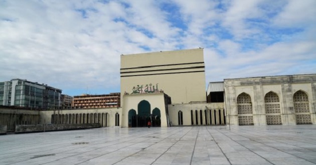 baitul mukarram mosque