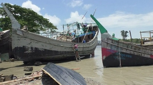 ban catching fish in sea