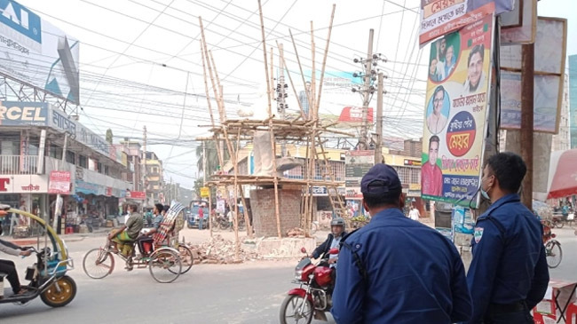 bangabandhus sculpture vandalized in kushtia 1