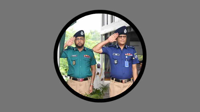 নতুন পোশাকে মাঠে বাংলাদেশ পুলিশ