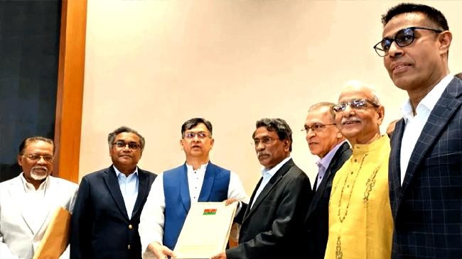 bnp delegation handing over their proposals on reforms by consensus commission