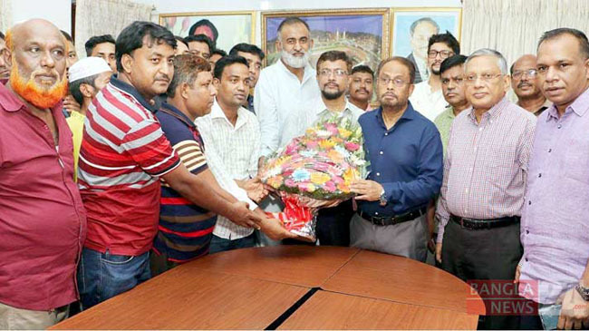 bnp leaders give flower to gm kader