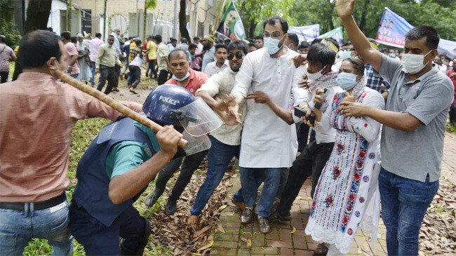 bnp police clash 1