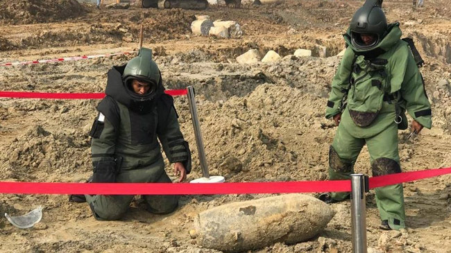 bomb recovered dhaka airport