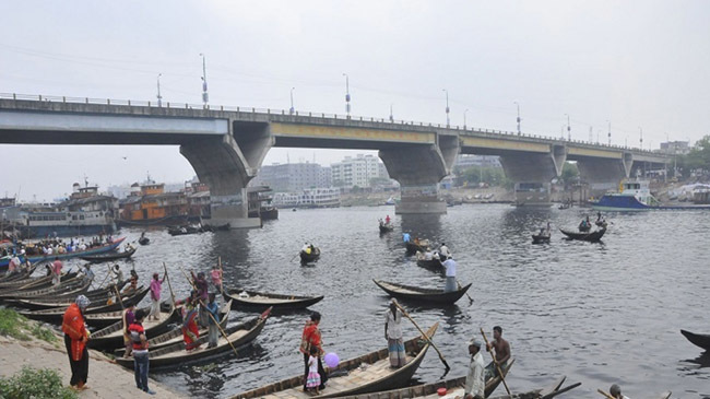 buriganga river