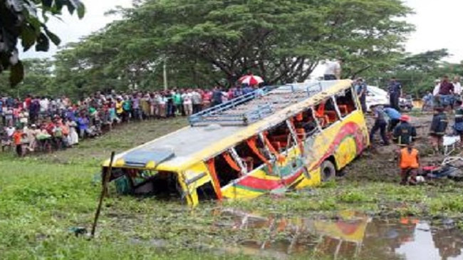 bus fell into ditch