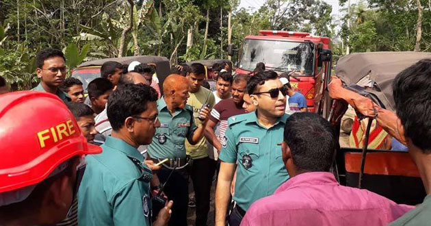 bus mahindra confrontation