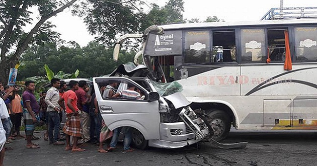 bus micro collides