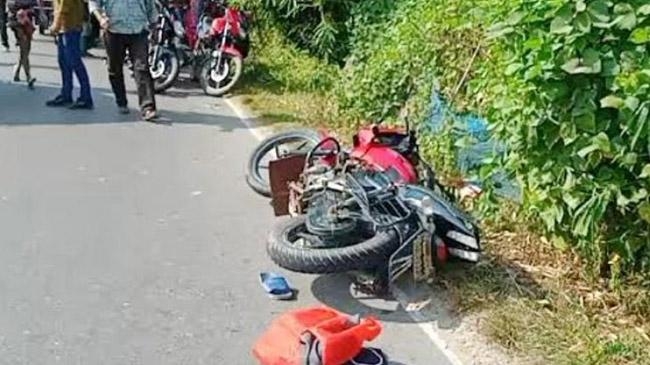 chandpur road accident three friend lost live inner