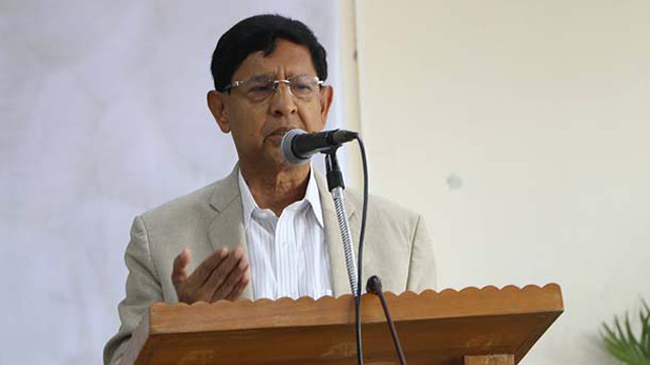 cloth and jute minister