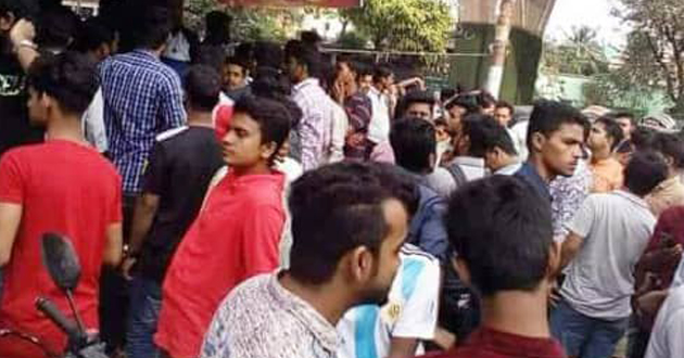 continuous blockade to protest against the attack