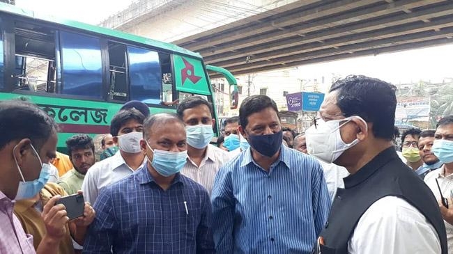 cracks in pillars of flyover in chittagong 1