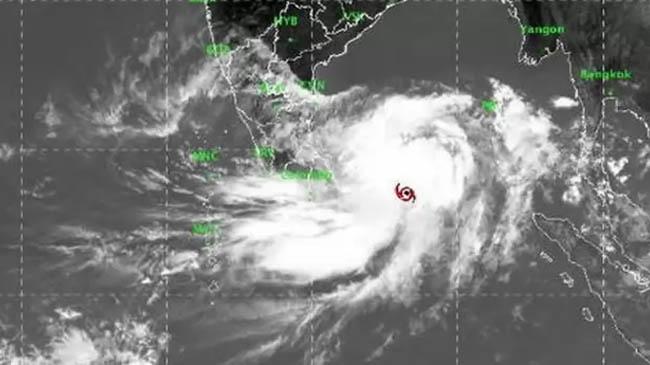 cyclone sea