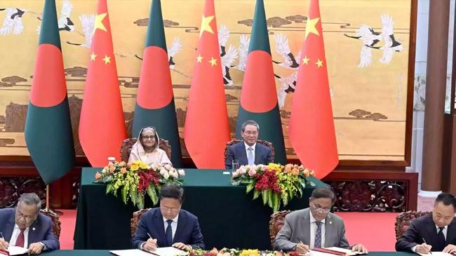 dhaka beijing sign 21 cooperation documents