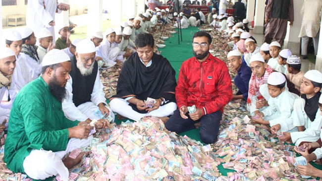 donation counting in pagla mosque