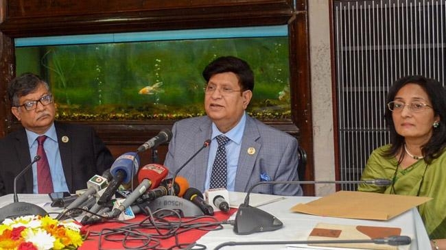 dr momen press conference 2