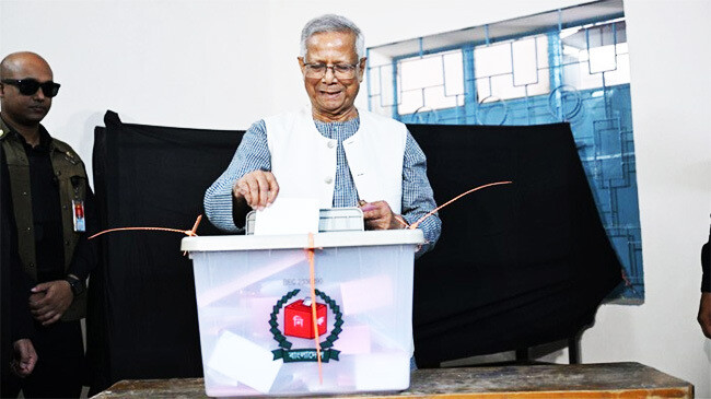 ড. ইউনূস: দুঃস্বপ্নের অবসান ঘটিয়ে নতুন স্বপ্নের শুরু