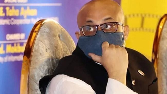 dr murad leaves country