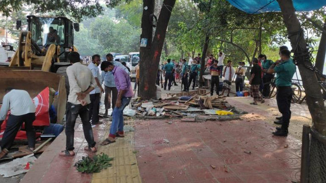 dscc dhanmondi raid