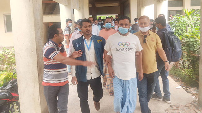 dudok arrested three councilors