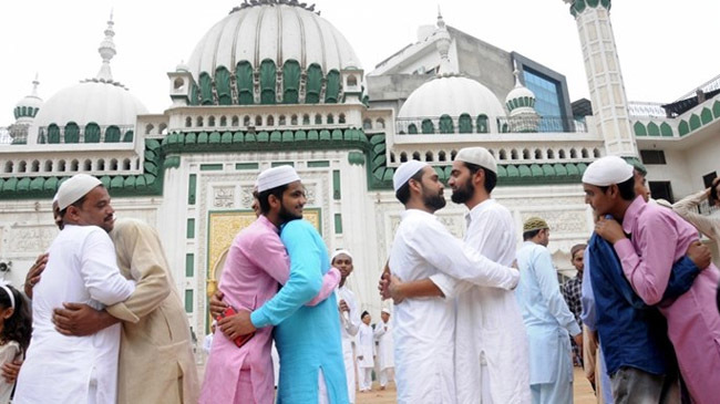 eid ul fitar 2021 no hugging