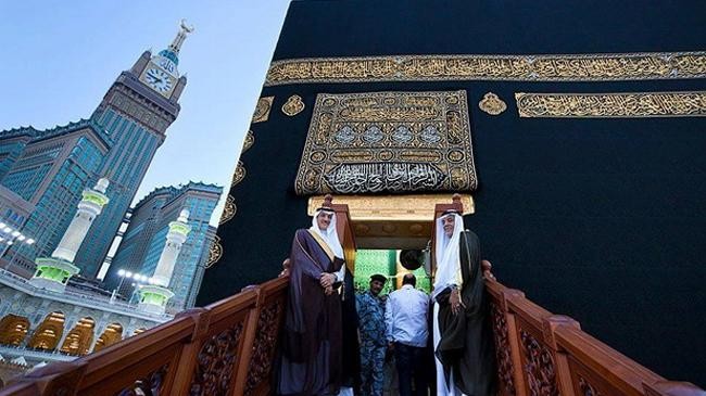 entering into kaaba