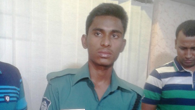 fake police arrested in ctg