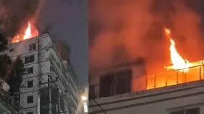 মোহাম্মদপুরে ১০ তলা ভবনে আগুন