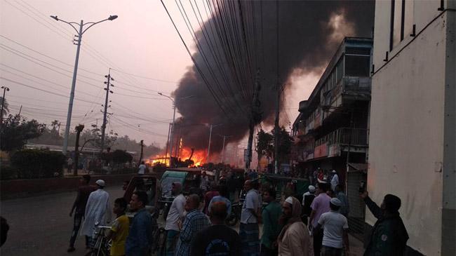 fire khulna shop