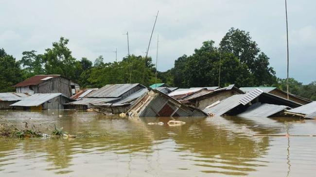 army rescues 2000 flood victims in khagrachhari