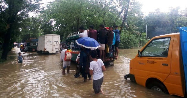 floods in 3 upazilas of chittagong