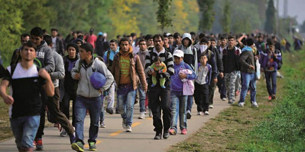 germany opens school for refugee teenagers
