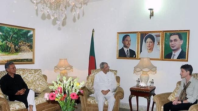 gwyn lewis mirza fakhrul islam alamgir and amir khasru mahmud chowdhury