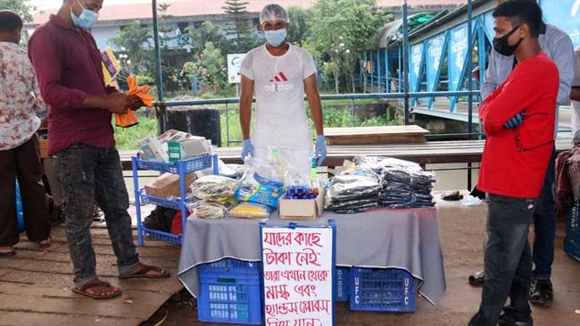 habib gives mask glavs
