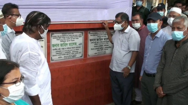 health minister in manikgonj 2