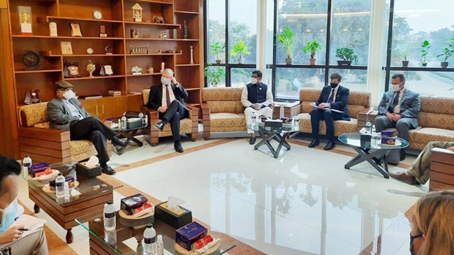 health minister with us representative