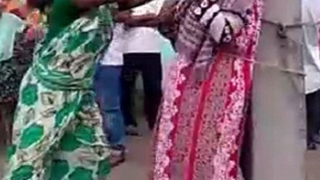 husband lover beaten by wife