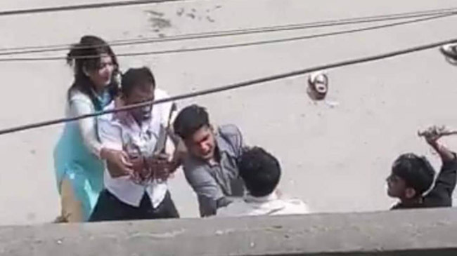 husband murdered in front of wife