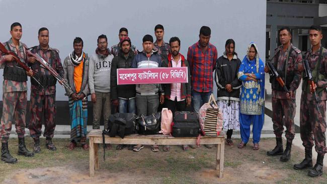 intruder caught in maheshpur